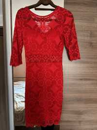 Нова официална дантелена рокля- червена