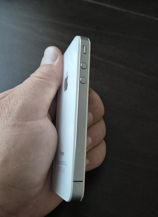Vand iPhone 4 Alb De Colectie.