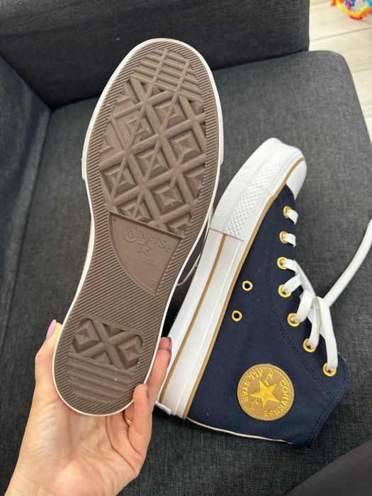 Tenesi Converse dama