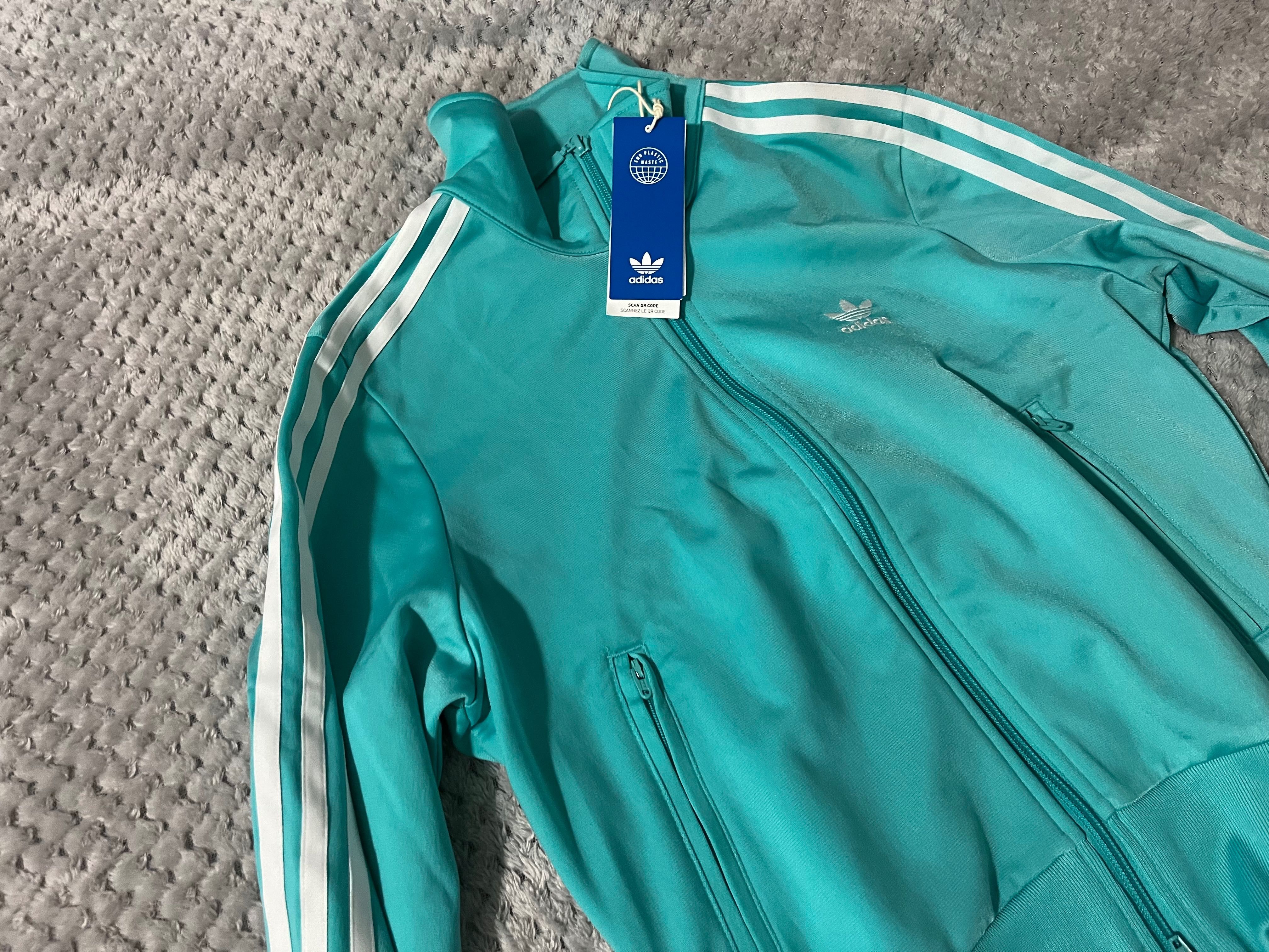 Горнище на Adidas цвят тюркоаз, чисто ново, с етикет, размер S