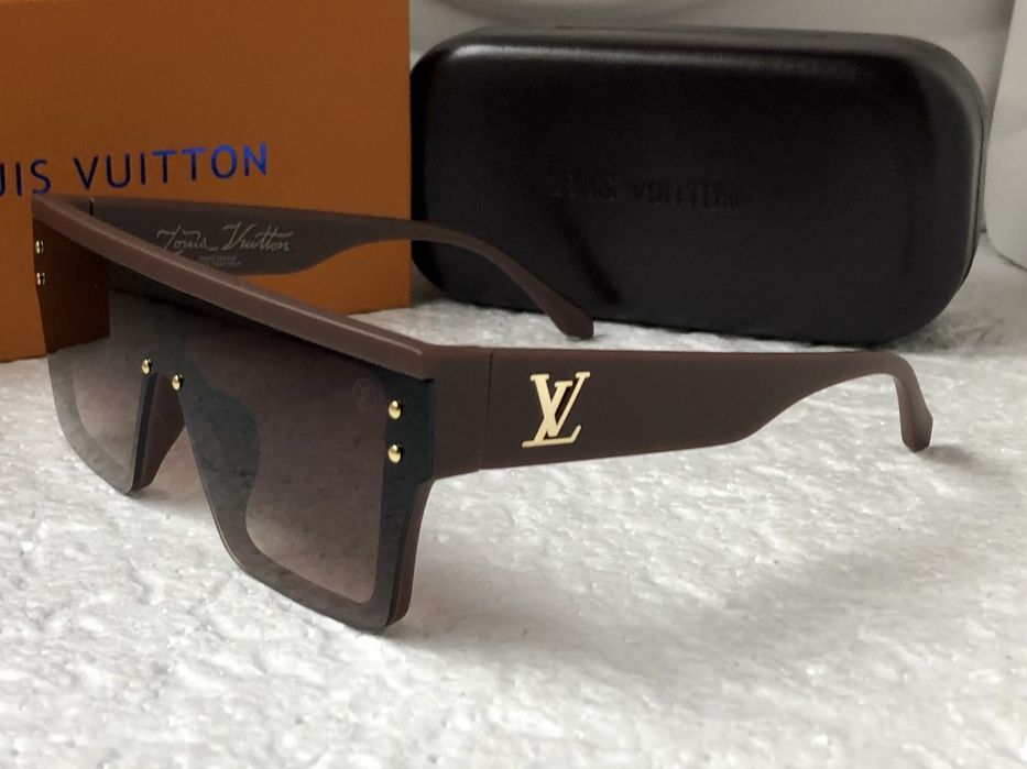 -22% Разпродажба Мъжки слънчеви очила маска 2 цвята