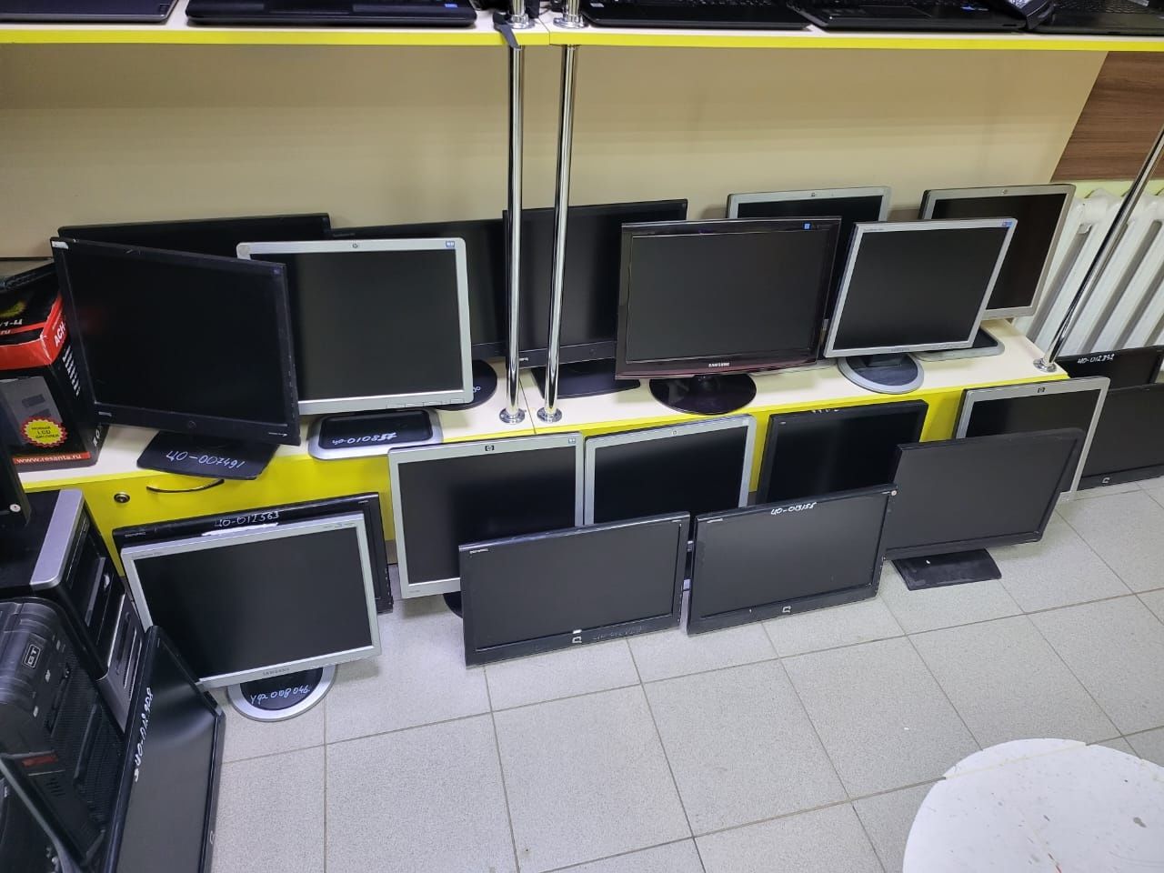 мониторы компьютеры системные блоки ноутбуки комплектующие зарядк диск