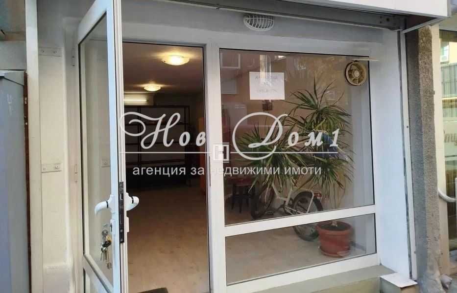 Дава се под наем Офис в Варна, Автогара - 20 кв.м за 175 € - Снимка #1