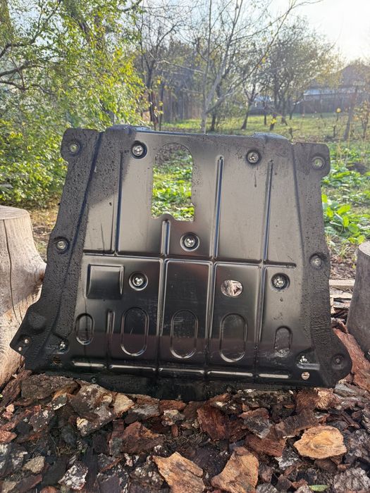 Scut motor Dacia Duster 4x4 2022