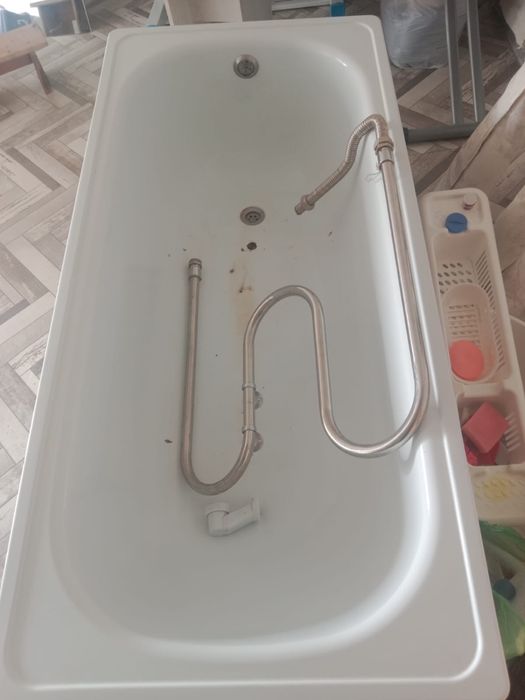 Продам ванну за 10 тыс б/у