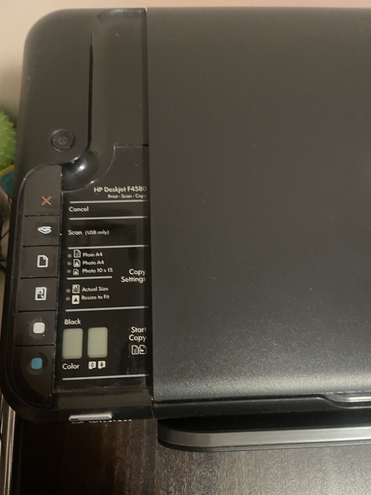 Мултифункционален мастиленоструен цветен принтер HP Deskjet F4580