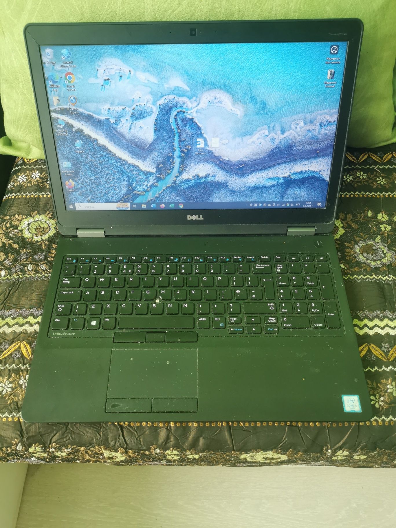 Лаптоп Dell Latitude E5570