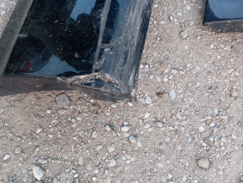 Продавам задна М броня и М прагове за Е46 комби