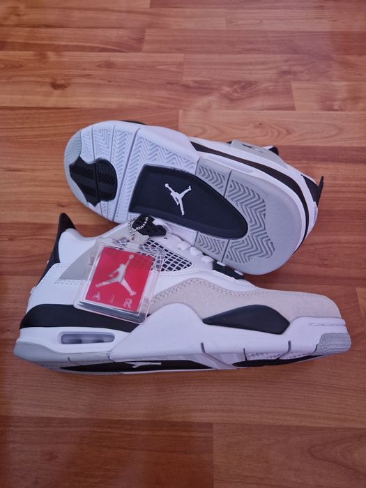 Jordan patru Military Black