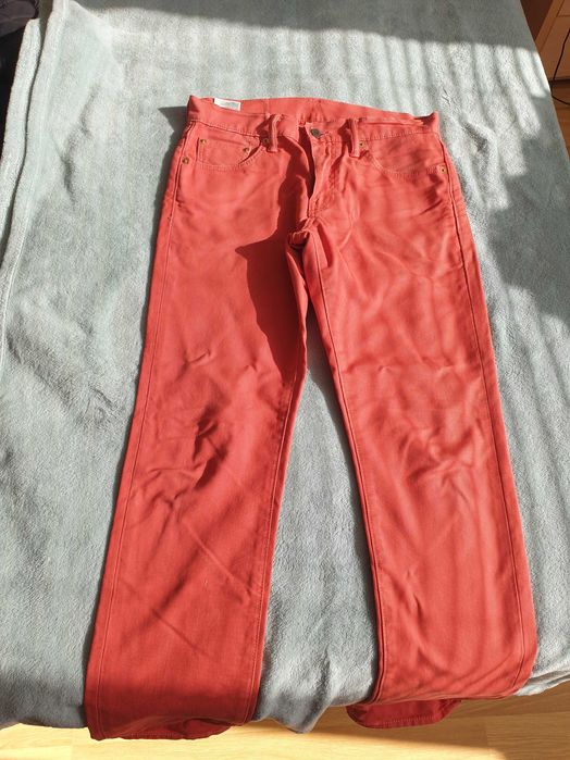 Дънки на известни марки