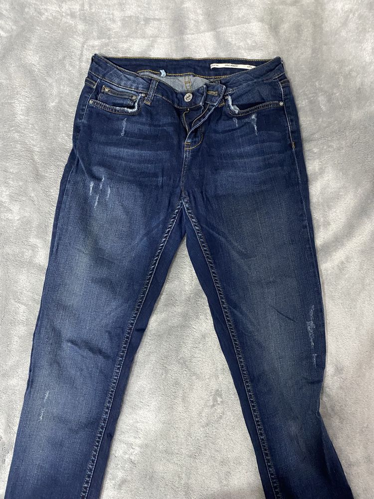 Blugi zara albastrii