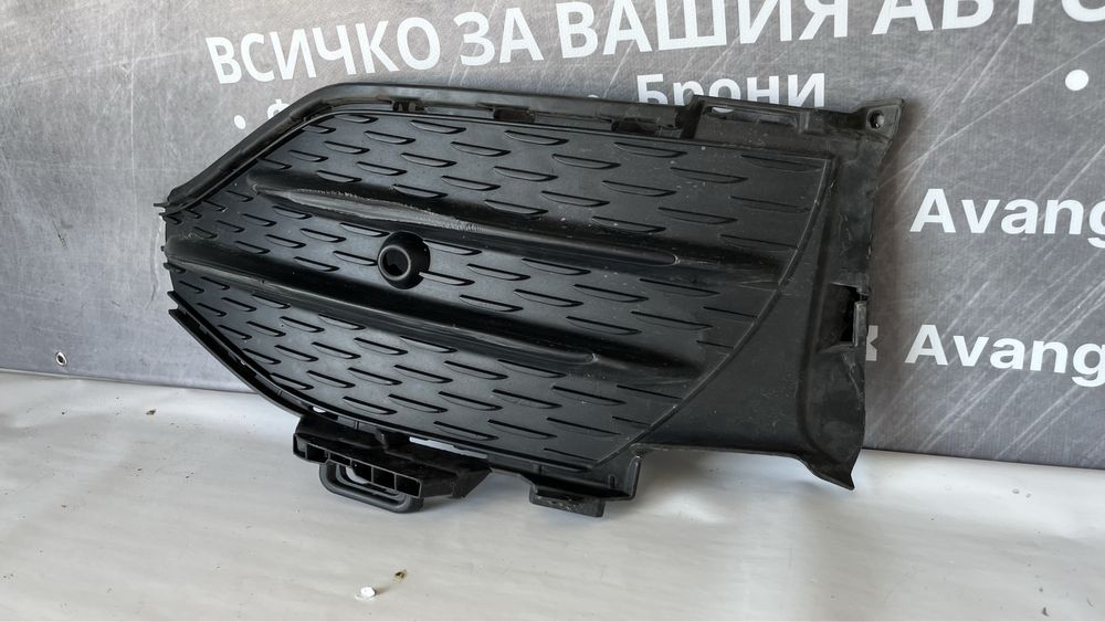 Дясна решетка на предна броня BMW 5 G30/G31 (2016-2020)