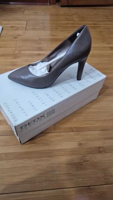 Туфли Geox. Женские