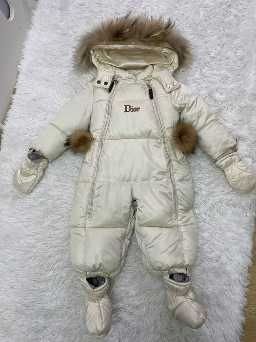 Продам детский зимний комбинезон