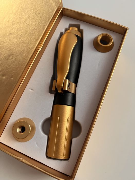 Hyaluron pen - volumizare buze