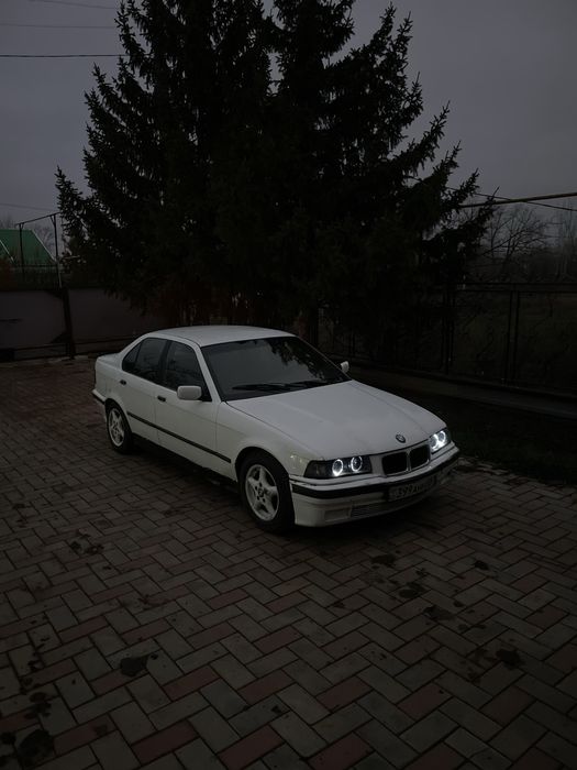 Продам BMW на полном ходу ! Первая цена по ЗКО