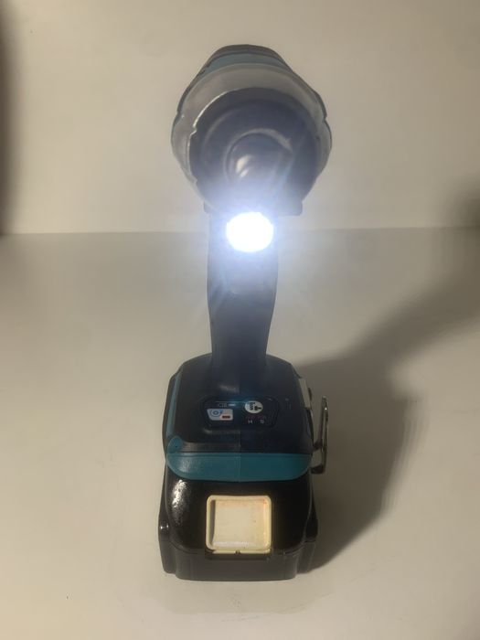 Makita DTW 181 impact cap patrat