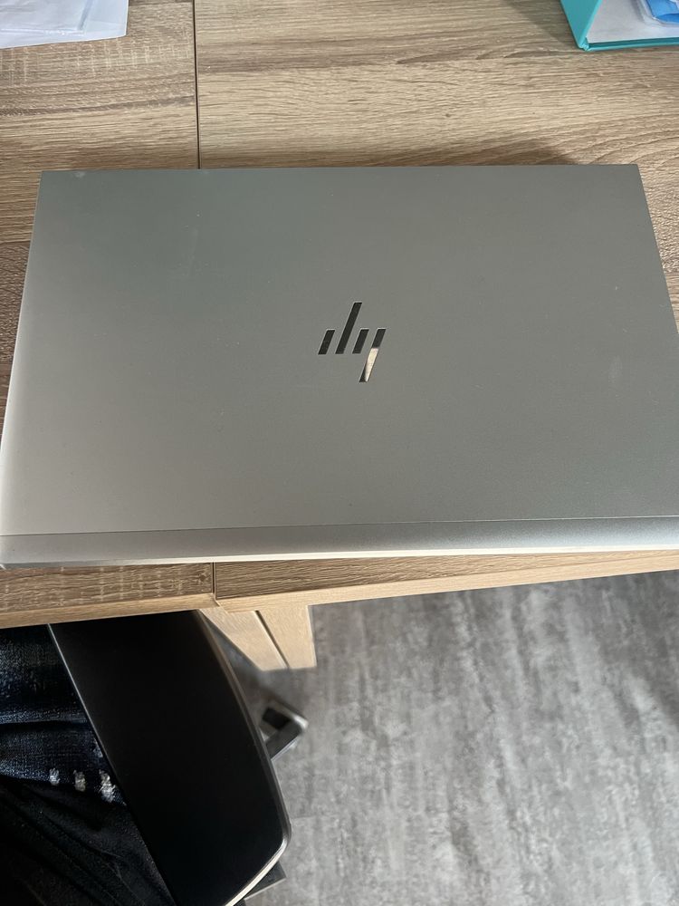 HP Elitebook 640 G9