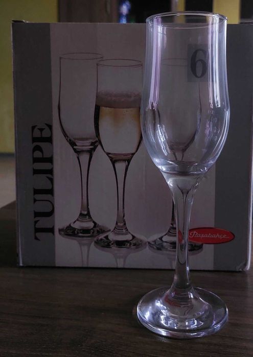 Чаши за шампанско / Чаши за сладолед
