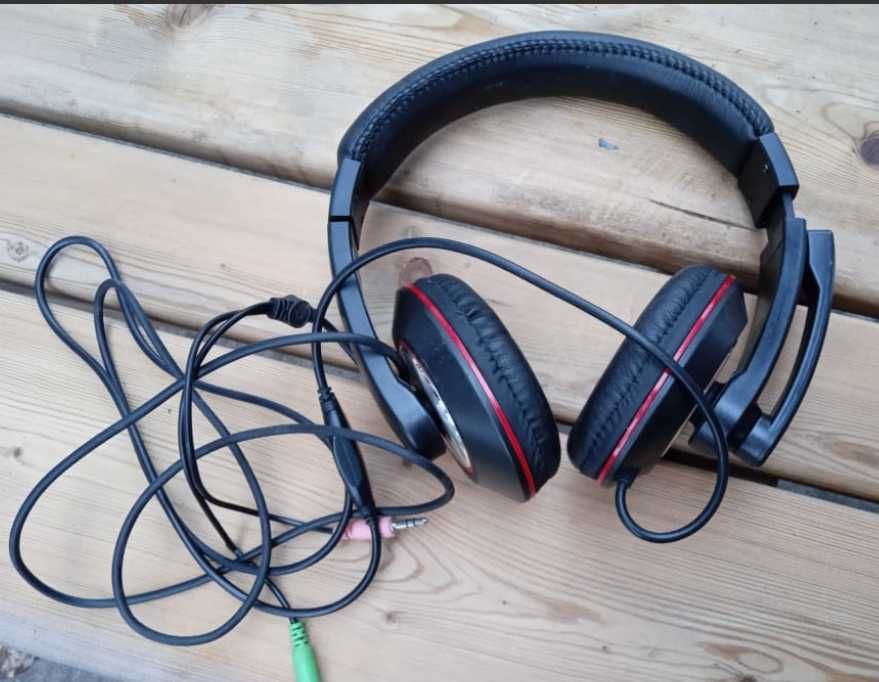 Игровые наушники