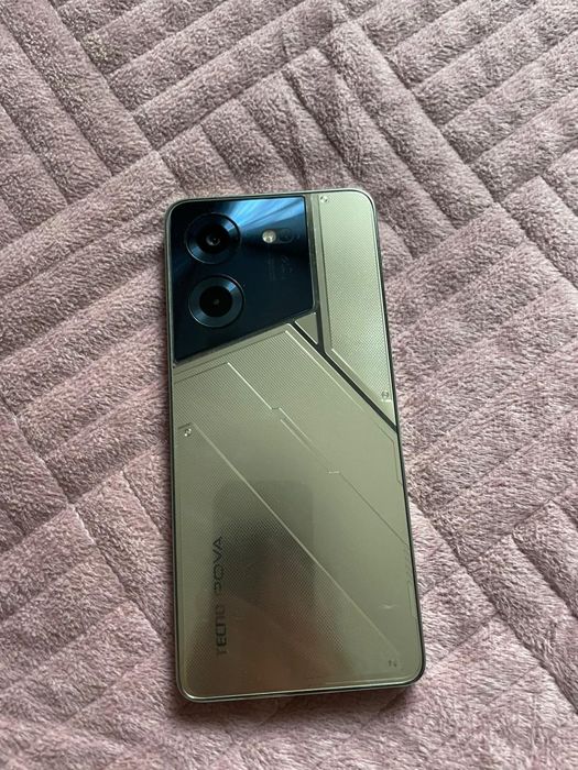 Игровой телефон TECHNO POVA 5