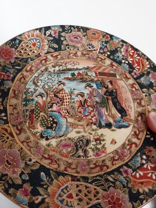 Superbă farfurie antica decorativa de dimensiuni mari in stil chinezes