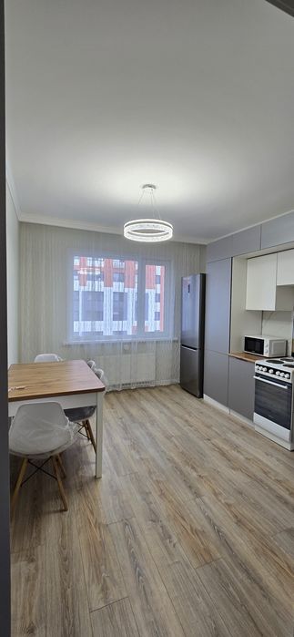 Сдаётся новая 1-комнатная квартира в Астане,.