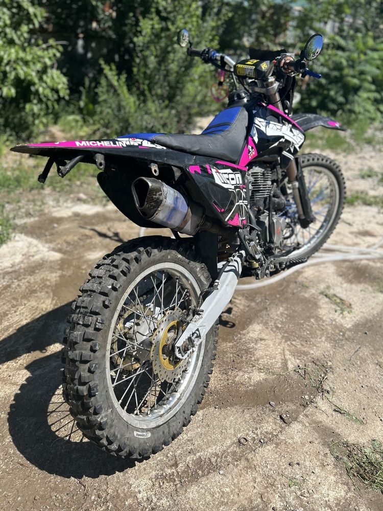 Продаю эндуро фмз 06