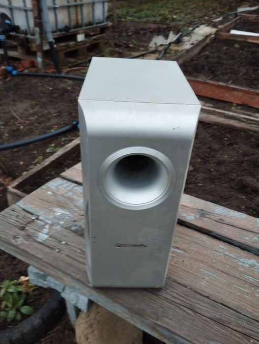 Сабвуфер Панасоник от домашнего кинотеатра