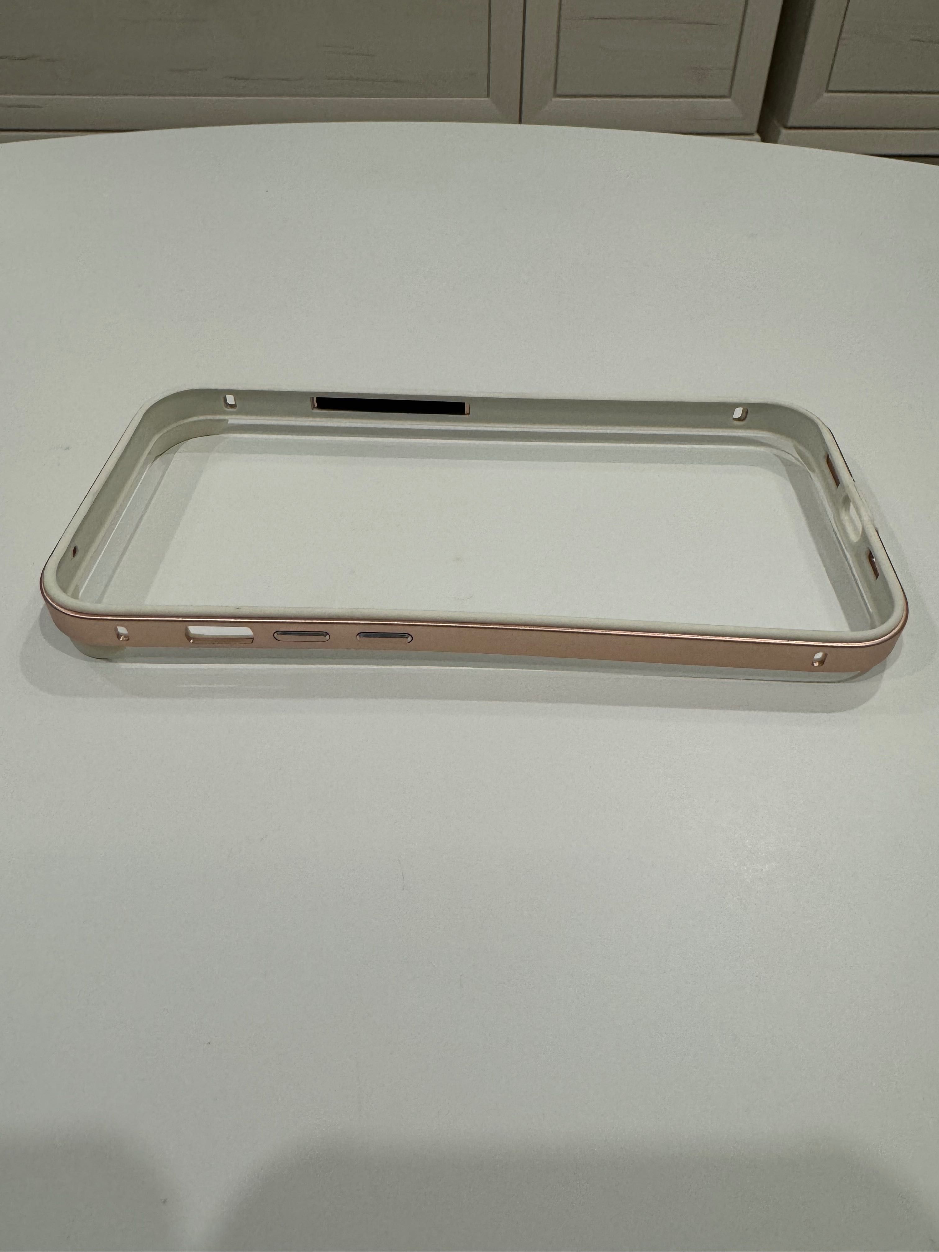 Бъмпер за iPhone 15 Pink