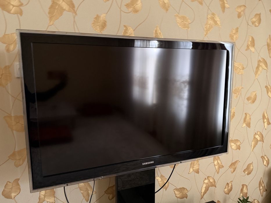 СРОЧНОО!! Продается плазменныц телевизор!