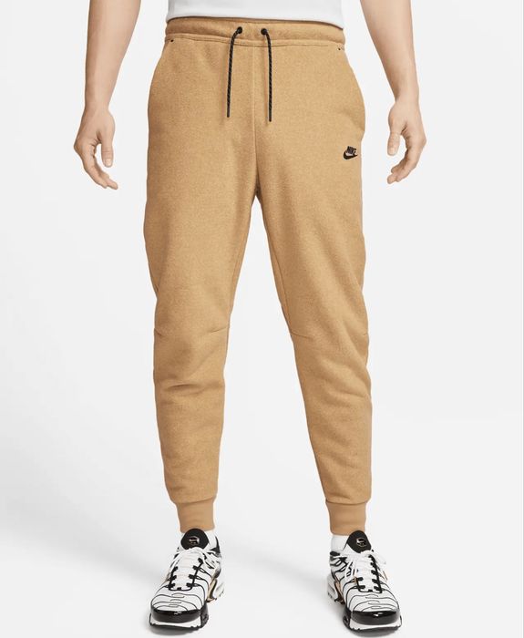 Мъжки поларени долнища Nike Tech Winterzed - размери M и L