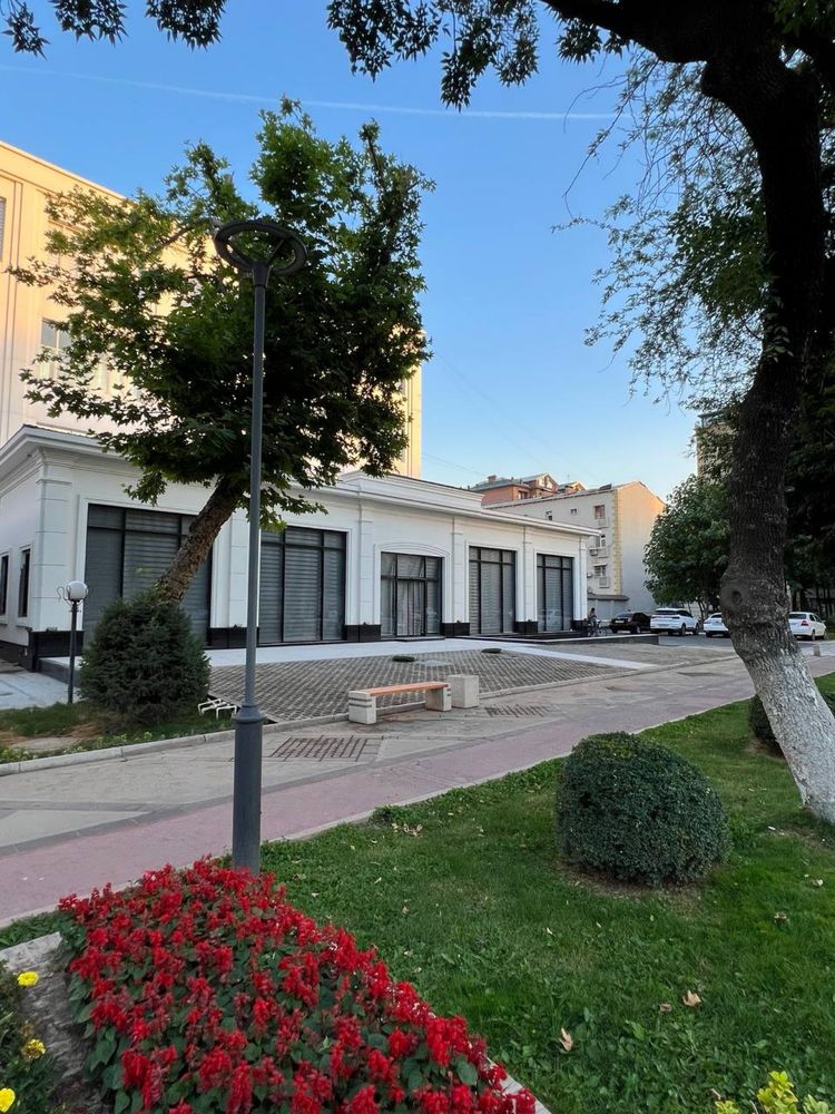 Аренда Нежилое 1-Линия Улица Нукуская Ор: Глинка гаи 500 кв.м Цокол