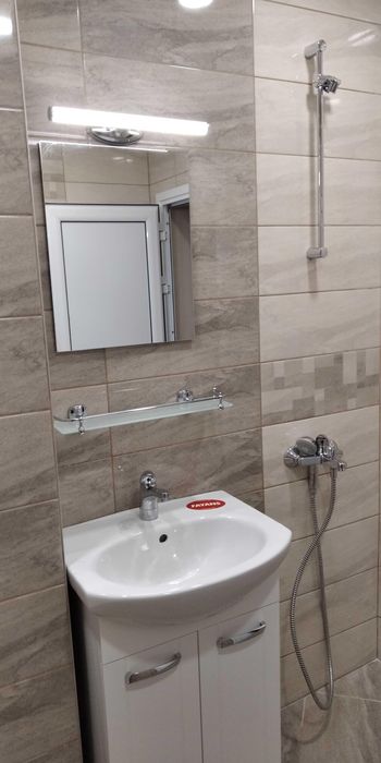 Дава се под наем Тристаен апартамент в София, Полигона - 100 кв.м за 800 € - Снимка #5