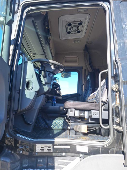 Vand Scania si Schmitz bena cereale