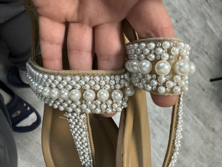 Сандали Primark с перли