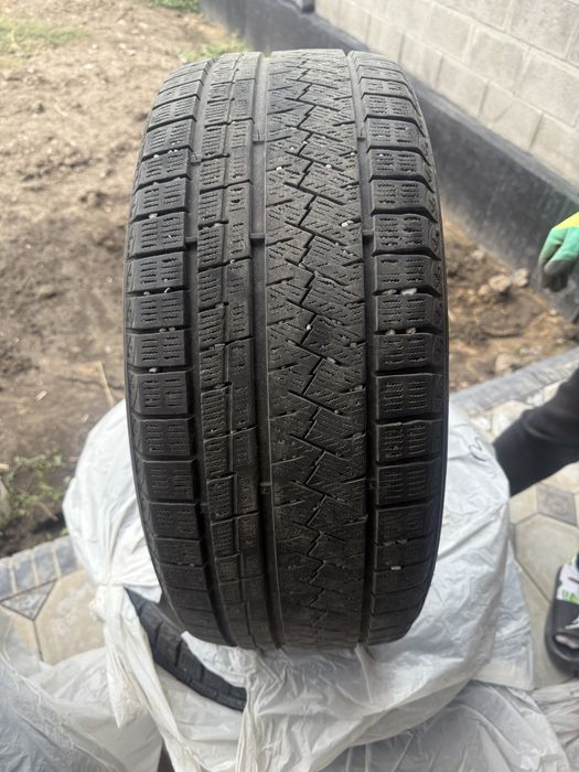 Зиминие шины Triangle Snowlink 235/45 R18