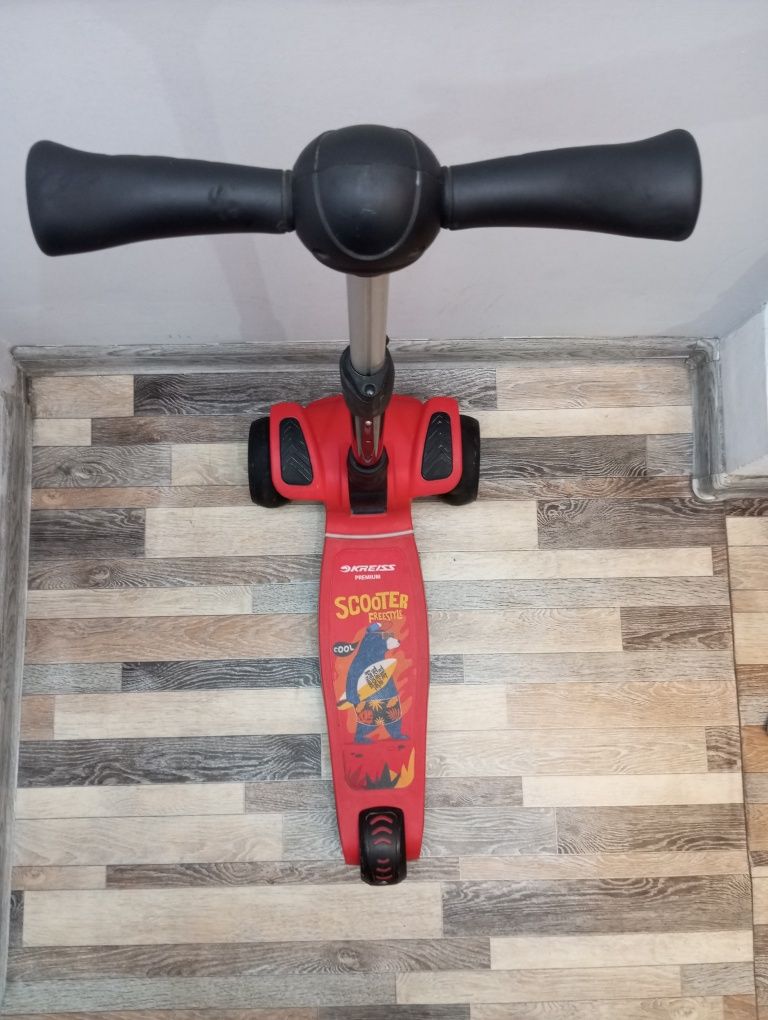 Самокат СРОЧНО Kreiss Premium