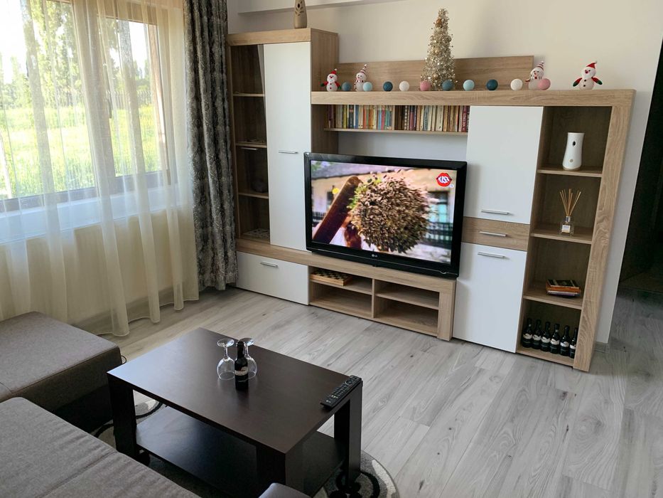 Apartament 2 camere + parcare Bucium persoana fizica