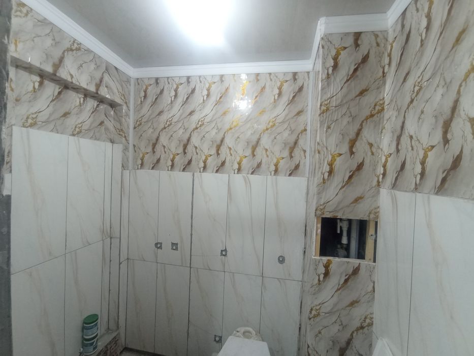 Qoyliq ota masjidi orqasida 1 xonali yangi bitgan uy minus 1 etajda