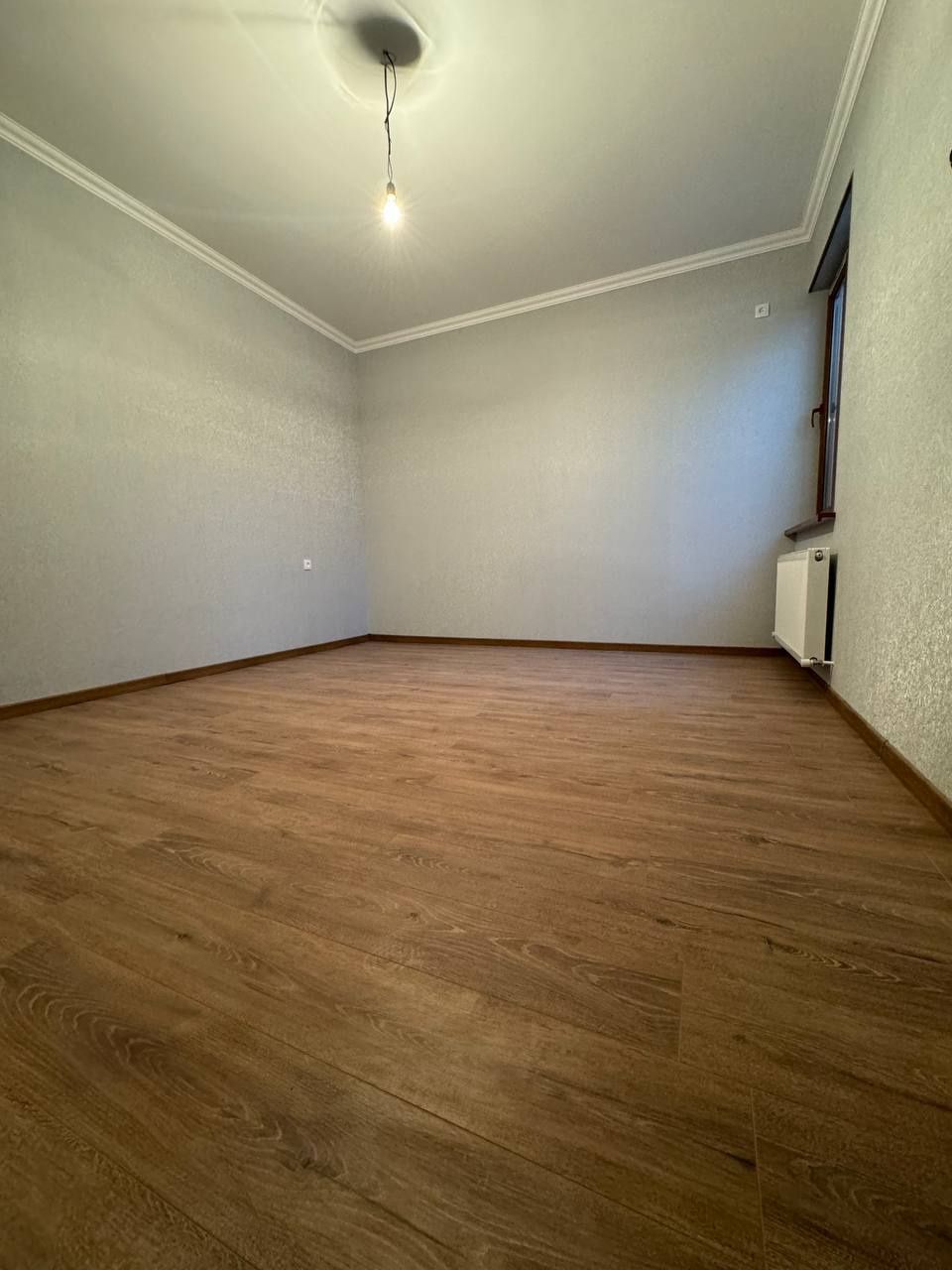 Продаётся дом 3х- комн. 1.6 сотки. Евроремонт. Кирпичный. Новый. 75 м²