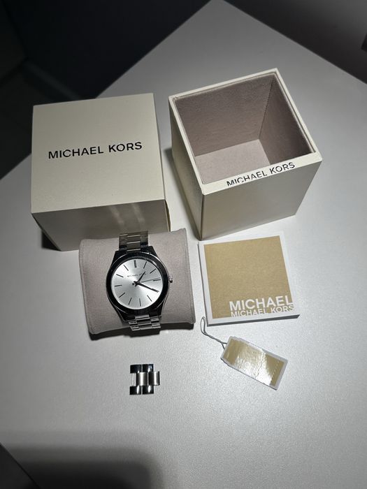 Часы Michael Kors