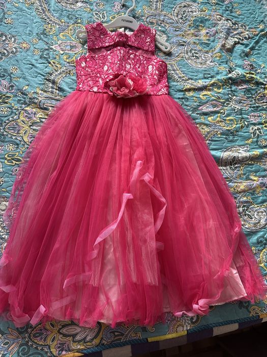 Платье нарядное для девочек