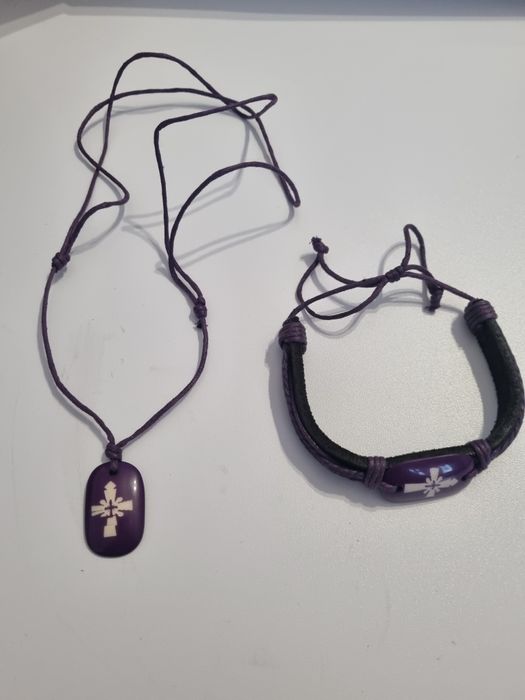 Vând colier și bratara