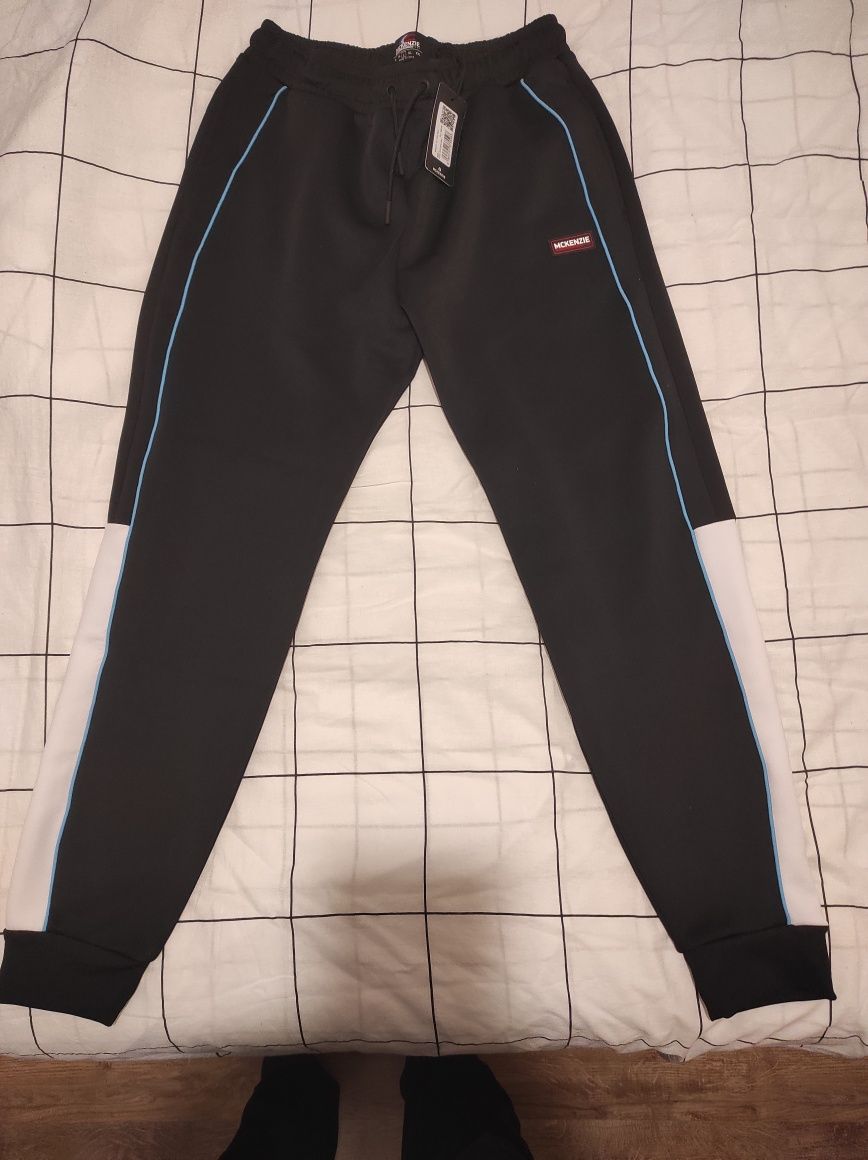 Pantaloni Mckenzie, marime L, cu eticheta