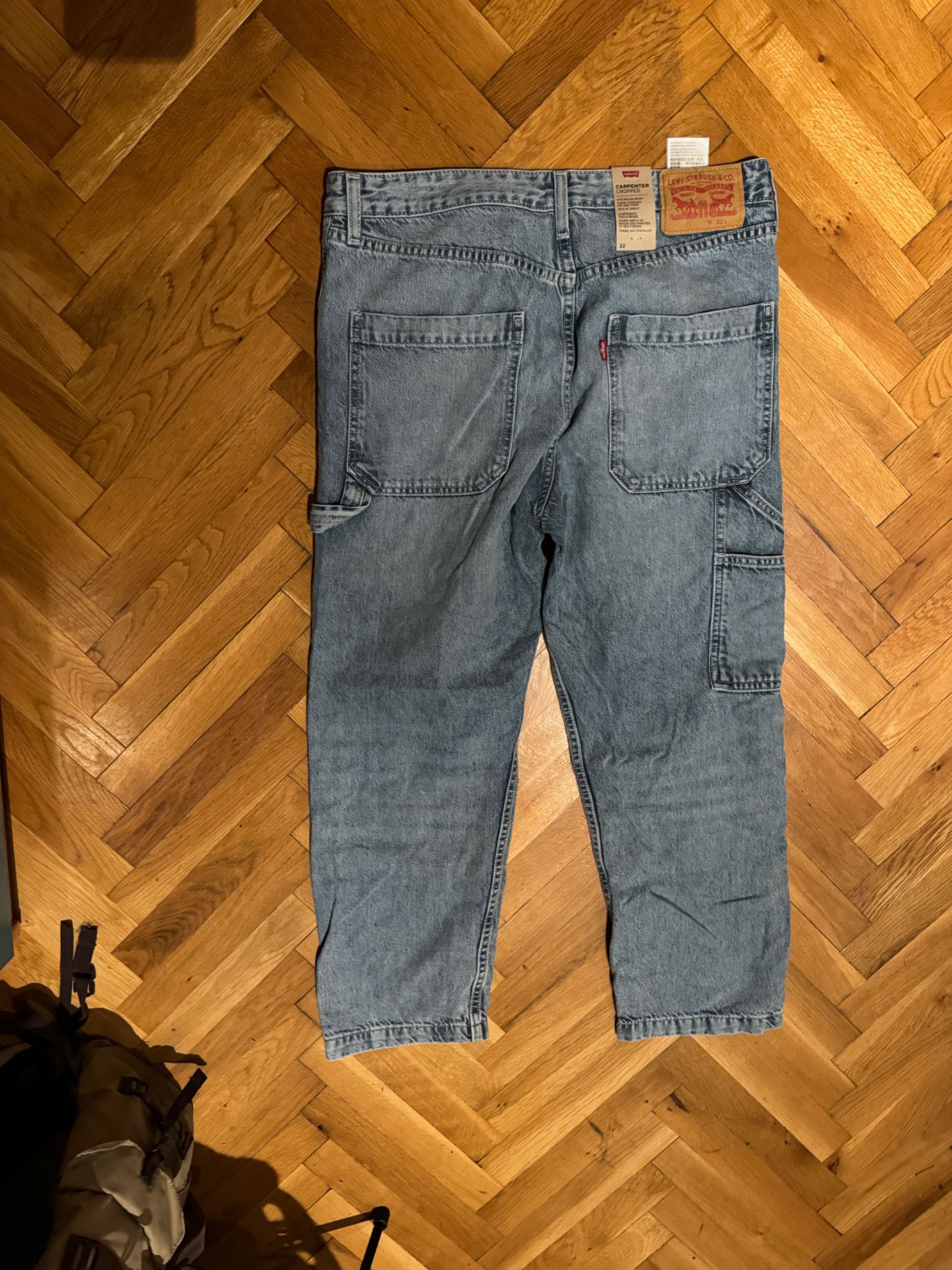 Дънки Levi’s нови