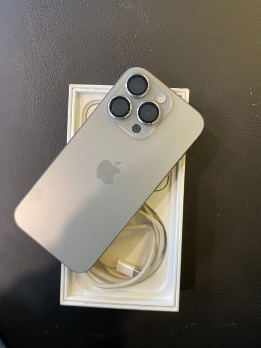 Iphone 15 pro 256gb 88%