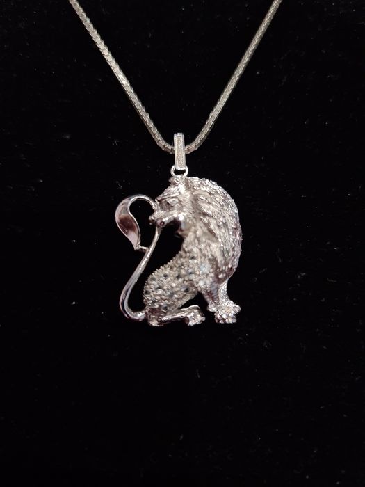 N Superb lant colier argint 925 rodiat Germania, pandantiv LEU