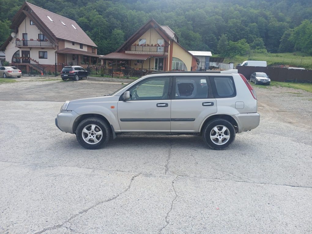 Vand Nissan X-Trail/2.2 TDI