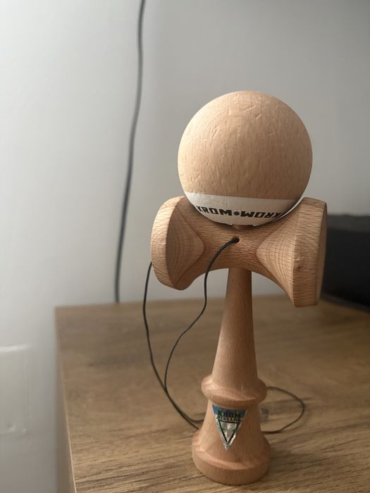 Krom Kendama-Putin Folosita
